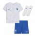 Billige Frankrig Antoine Griezmann #7 Børnetøj Udebanetrøje til baby VM 2022 Kortærmet (+ korte bukser)